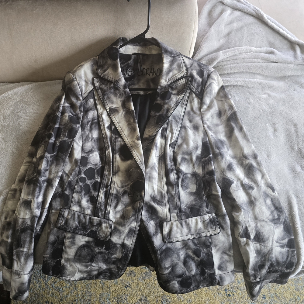 Luis Cerano Women's Black and Gray Jacket